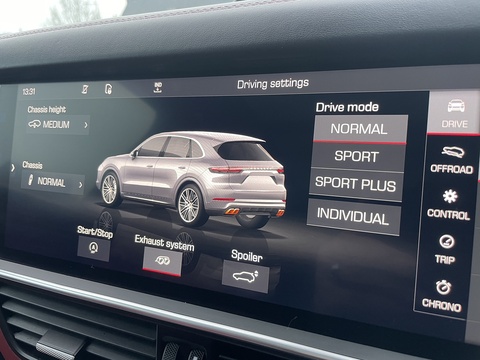 4.0T V8 Turbo SUV 5dr Petrol TiptronicS 4WD Euro 6 (s/s) (550 ps)