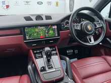 Porsche Cayenne 4.0T V8 Turbo SUV 5dr Petrol TiptronicS 4WD Euro 6 (s/s) (550 ps)