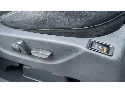 2.3 CDI Power Pickup Double Cab 4dr Diesel Auto 4MATIC Euro 6 (190 ps)