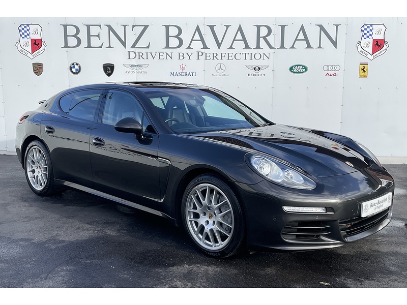 Porsche 3.0D V6 Hatchback 5dr Diesel TiptronicS Euro 5 (s/s) (300 ps)
