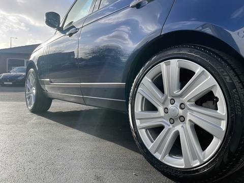 5.0 V8 Autobiography SUV 5dr Petrol Auto 4WD Euro 6 (s/s) (510 ps)