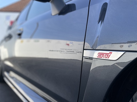 2.5T Type UK Saloon 4dr Petrol Manual 4WD Euro 6 (300 ps)