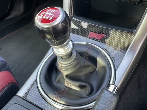 2.5T Type UK Saloon 4dr Petrol Manual 4WD Euro 6 (300 ps)