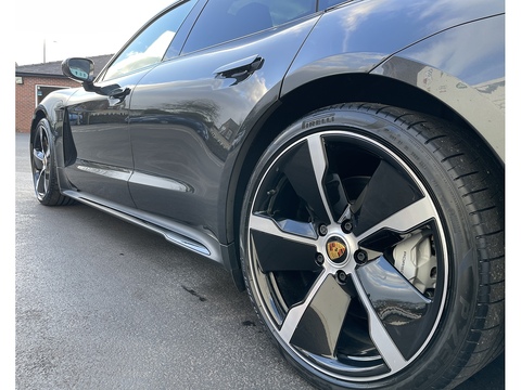 Performance Plus 93.4kWh Turbo Saloon 4dr Electric Auto 4WD (11kW Charger) (680 ps)