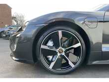 Porsche Taycan Performance Plus Turbo 93.4kWh Turbo Saloon 4dr Electric Auto 4WD (11kW Charger) (680 ps)