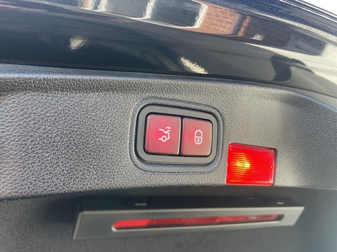 4.0 C63 V8 BiTurbo AMG S (Premium) Coupe 2dr Petrol SpdS MCT Euro 6 (s/s) (510 ps)