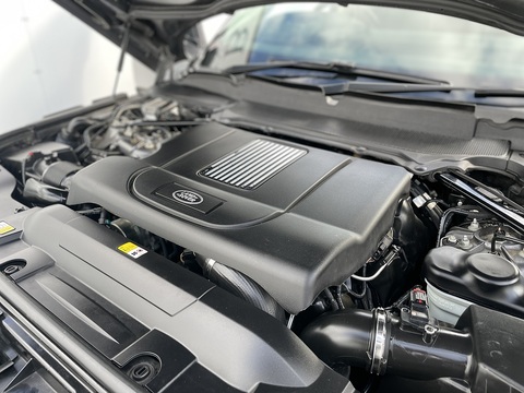 4.4 SD V8 Vogue SE SUV 5dr Diesel Auto 4WD Euro 6 (s/s) (339 ps)