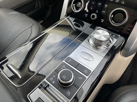 4.4 SD V8 Vogue SE SUV 5dr Diesel Auto 4WD Euro 6 (s/s) (339 ps)