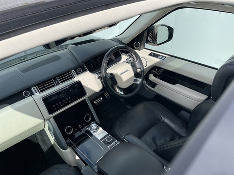 4.4 SD V8 Vogue SE SUV 5dr Diesel Auto 4WD Euro 6 (s/s) (339 ps)