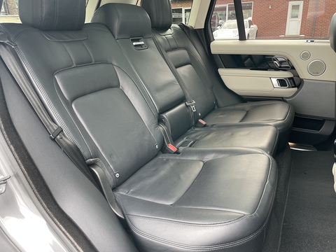 4.4 SD V8 Vogue SE SUV 5dr Diesel Auto 4WD Euro 6 (s/s) (339 ps)