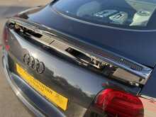 Audi R8 4.2 FSI V8 Coupe 2dr Petrol S Tronic quattro Euro 5 (430 ps)