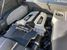 Audi R8 4.2 FSI V8 Coupe 2dr Petrol S Tronic quattro Euro 5 (430 ps)