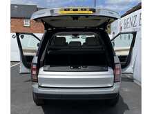 Land Rover Range Rover 4.4 SD V8 Vogue SUV 5dr Diesel Auto 4WD Euro 6 (s/s) (339 ps)