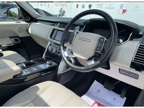 4.4 SD V8 Vogue SUV 5dr Diesel Auto 4WD Euro 6 (s/s) (339 ps)