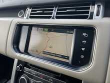 Land Rover Range Rover 4.4 SD V8 Vogue SUV 5dr Diesel Auto 4WD Euro 6 (s/s) (339 ps)