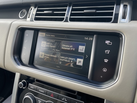 4.4 SD V8 Vogue SUV 5dr Diesel Auto 4WD Euro 6 (s/s) (339 ps)