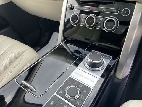 4.4 SD V8 Vogue SUV 5dr Diesel Auto 4WD Euro 6 (s/s) (339 ps)