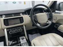 Land Rover Range Rover 4.4 SD V8 Vogue SUV 5dr Diesel Auto 4WD Euro 6 (s/s) (339 ps)