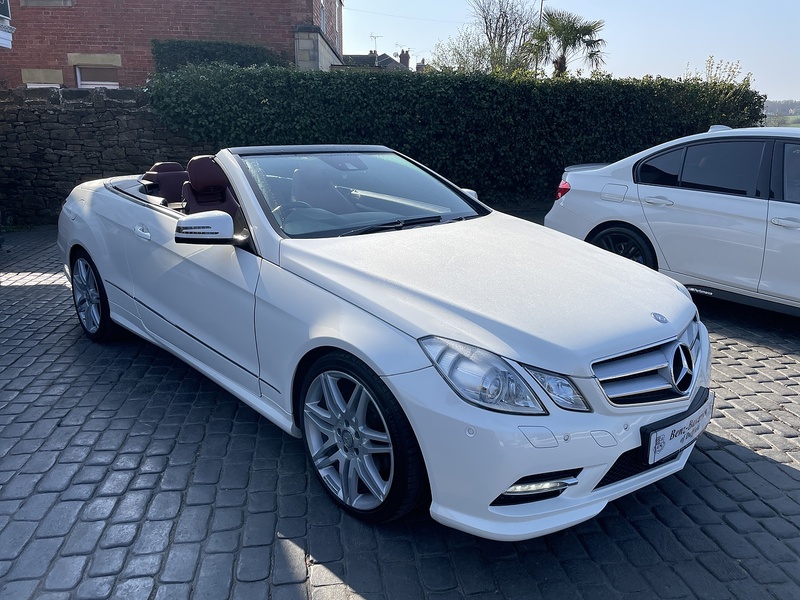 Mercedes-Benz 2.1 E220 CDI BlueEfficiency Sport Cabriolet 2dr Diesel G-Tronic+ Euro 5 (s/s) (170 ps)