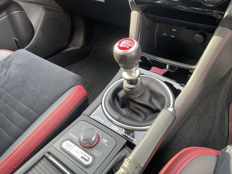 2.5T Final Edition Saloon 4dr Petrol Manual 4WD Euro 6 (300 ps)