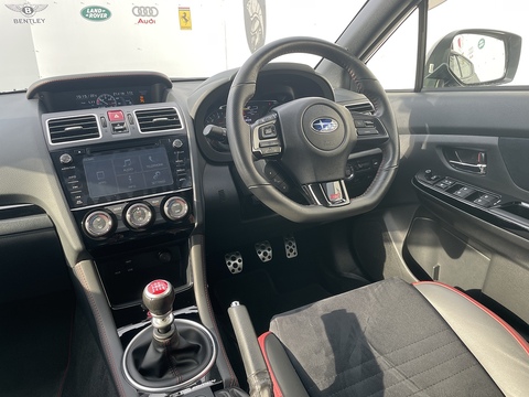 2.5T Final Edition Saloon 4dr Petrol Manual 4WD Euro 6 (300 ps)