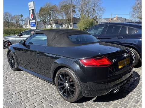 2.0 TDI ultra Sport Roadster 2dr Diesel Manual Euro 6 (s/s) (184 ps)