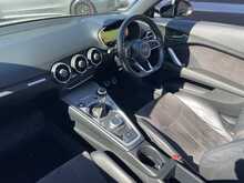 Audi TT 2.0 TDI ultra Sport Roadster 2dr Diesel Manual Euro 6 (s/s) (184 ps)