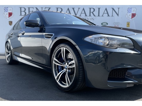 4.4 V8 Saloon 4dr Petrol DCT Euro 5 (s/s) (560 ps)