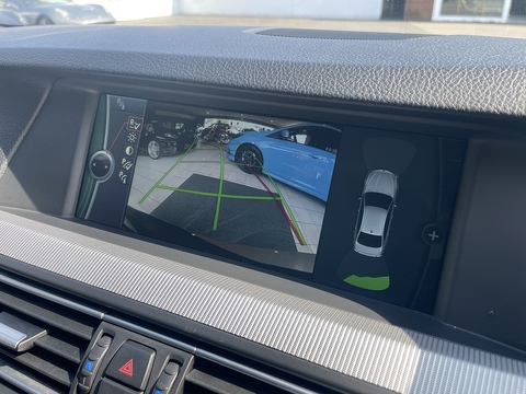 4.4 V8 Saloon 4dr Petrol DCT Euro 5 (s/s) (560 ps)