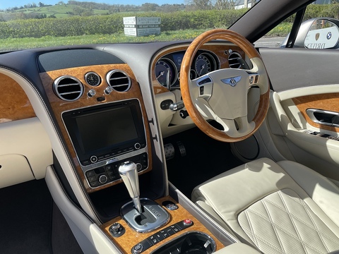 4.0 V8 GT Coupe 2dr Petrol Auto 4WD Euro 5 (507 ps)