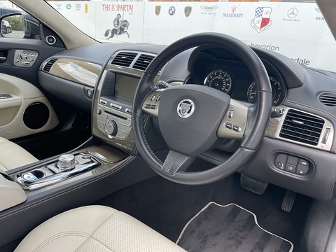5.0 V8 Portfolio Coupe 2dr Petrol Auto Euro 5 (385 ps)