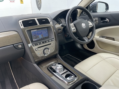 5.0 V8 Portfolio Coupe 2dr Petrol Auto Euro 5 (385 ps)