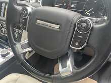 Land Rover Range Rover 4.4 SD V8 Autobiography SUV 5dr Diesel Auto 4WD Euro 5 (339 ps)