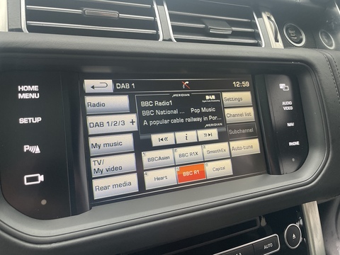 4.4 SD V8 Autobiography SUV 5dr Diesel Auto 4WD Euro 5 (339 ps)