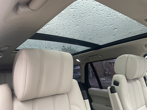 4.4 SD V8 Autobiography SUV 5dr Diesel Auto 4WD Euro 5 (339 ps)