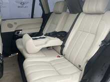 Land Rover Range Rover 4.4 SD V8 Autobiography SUV 5dr Diesel Auto 4WD Euro 5 (339 ps)