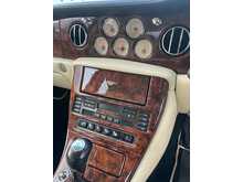Bentley Arnage 6.8 Red Label Saloon 4dr Petrol Automatic (456 g/km, 400 bhp)