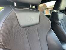 Audi A4 Avant 2.0 TFSI S line Estate 5dr Petrol S Tronic quattro Euro 6 (s/s) (252 ps)