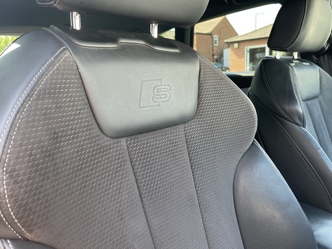 2.0 TFSI S line Estate 5dr Petrol S Tronic quattro Euro 6 (s/s) (252 ps)