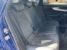 Audi A4 Avant 2.0 TFSI S line Estate 5dr Petrol S Tronic quattro Euro 6 (s/s) (252 ps)