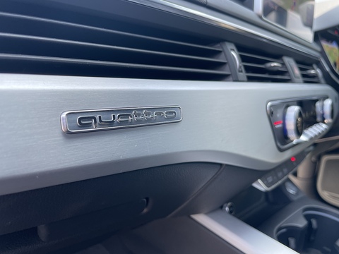 2.0 TFSI S line Estate 5dr Petrol S Tronic quattro Euro 6 (s/s) (252 ps)