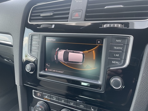 2.0 TSI BlueMotion Tech R Hatchback 3dr Petrol DSG 4Motion Euro 6 (s/s) (300 ps)