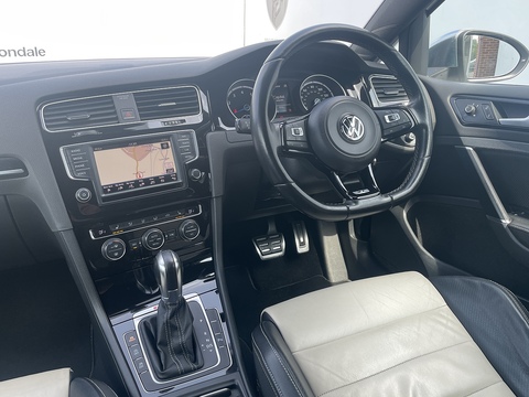 2.0 TSI BlueMotion Tech R Hatchback 3dr Petrol DSG 4Motion Euro 6 (s/s) (300 ps)