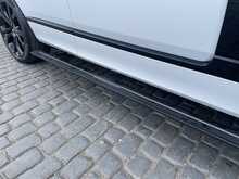 Range Rover 2.0 P400e 12.4kWh GPF Autobiography SUV 5dr Petrol Plug-in Hybrid Auto 4WD Euro 6 (s/s) (404 ps)