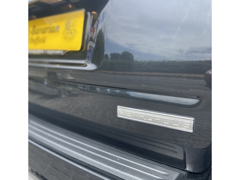 2.2 SD4 Metropolis SUV 5dr Diesel CommandShift 4WD Euro 5 (190 ps)