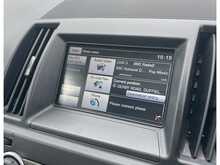 Land Rover Freelander 2 2.2 SD4 Metropolis SUV 5dr Diesel CommandShift 4WD Euro 5 (190 ps)