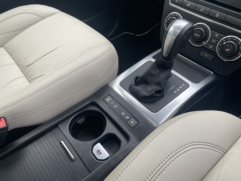 2.2 SD4 Metropolis SUV 5dr Diesel CommandShift 4WD Euro 5 (190 ps)