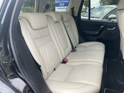 2.2 SD4 Metropolis SUV 5dr Diesel CommandShift 4WD Euro 5 (190 ps)