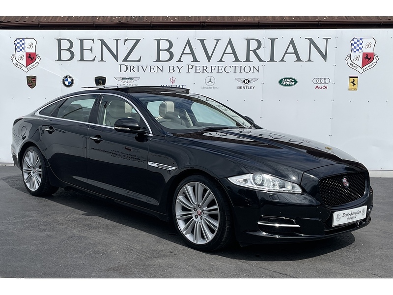 Jaguar V6 Portfolio 3.0 4dr Saloon Automatic Petrol
