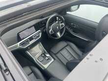 BMW 3.0 330d M Sport Plus Edition Touring 5dr Diesel Auto xDrive Euro 6 (s/s) (265 ps)